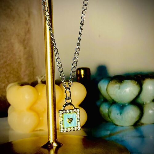 02 silver/golden chain frozy square locket