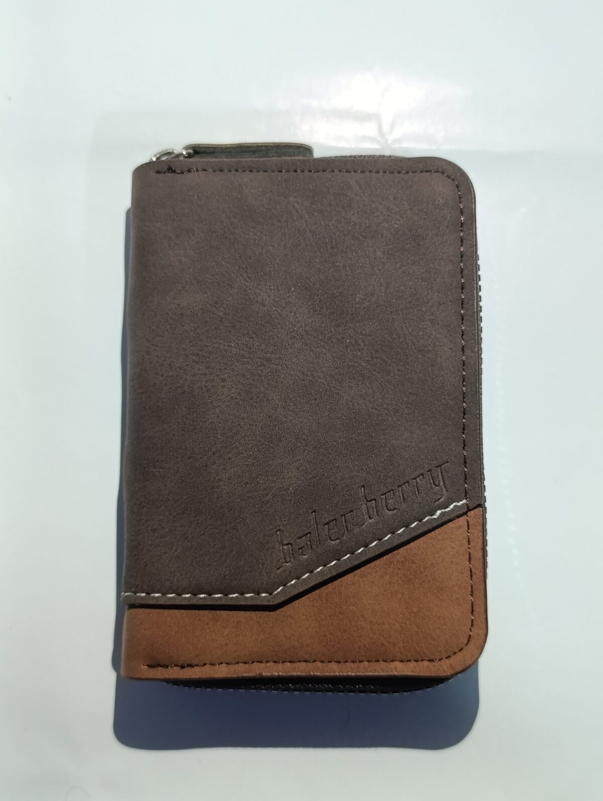 Zipper Wallet – 9 Card Slots & 2 Cash Pockets | Light & Dark Brown combination